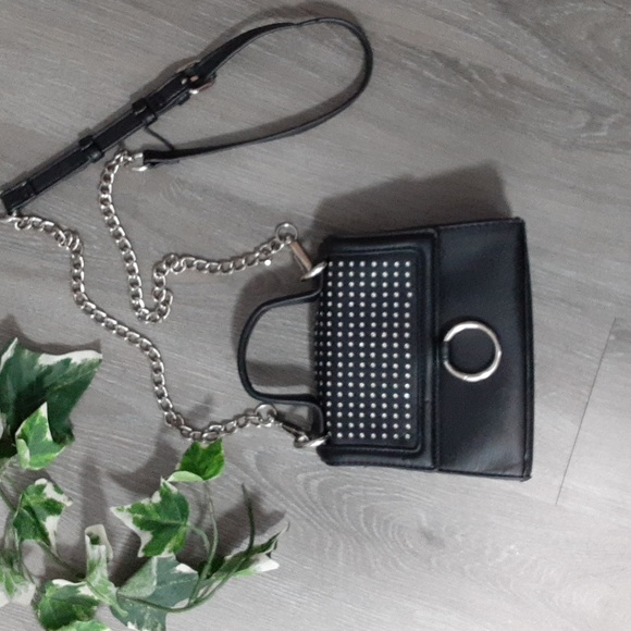 Madden NYC Purse - Picture 1 of 12